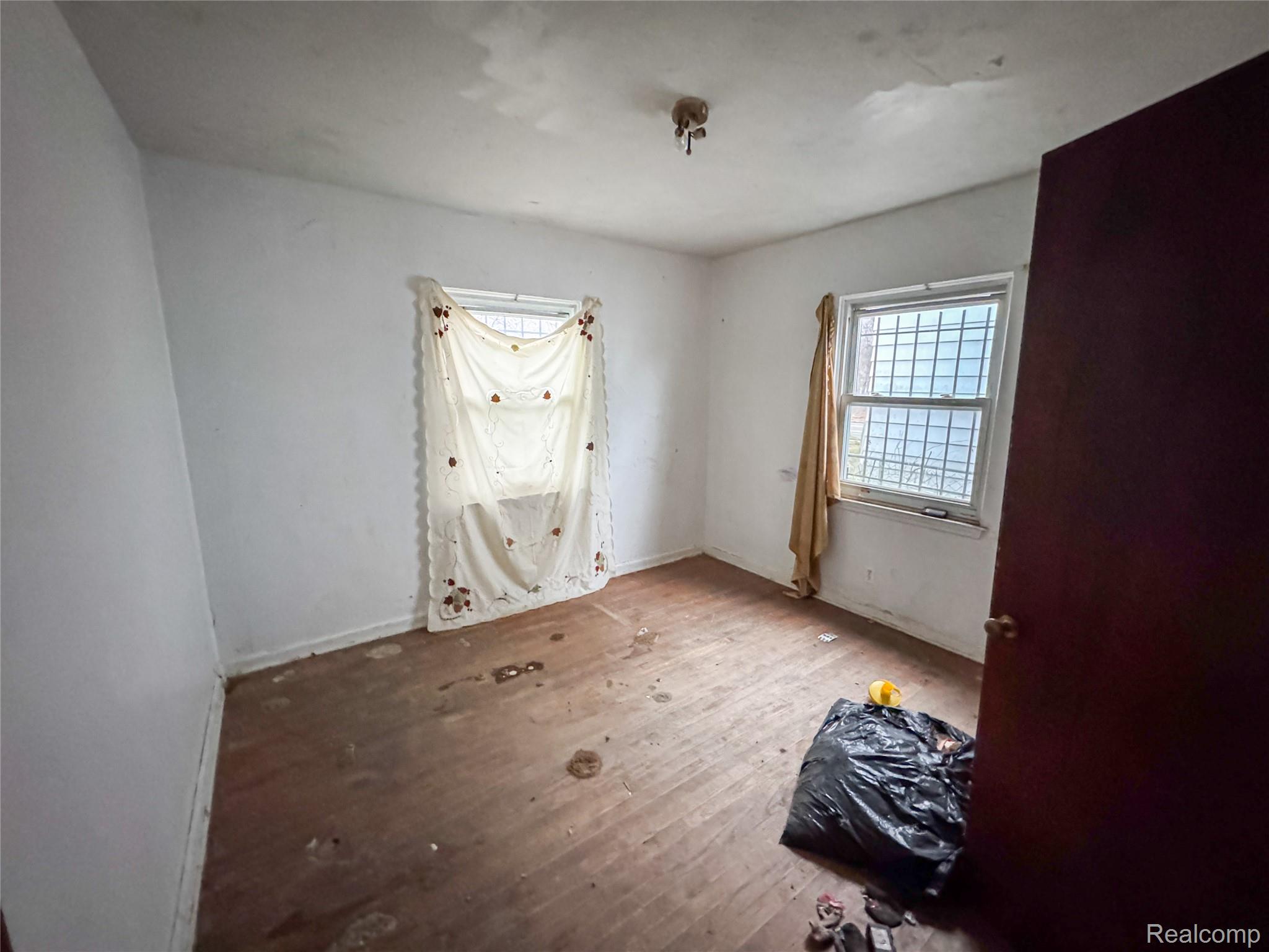 617 W Witherbee Street