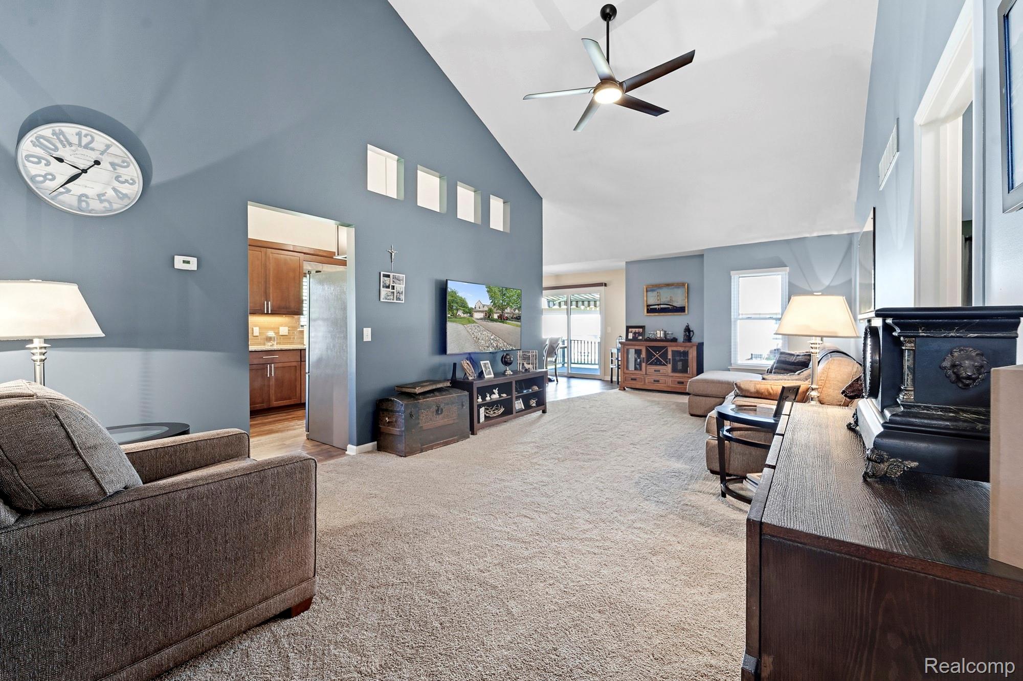 5514 Greenway Drive