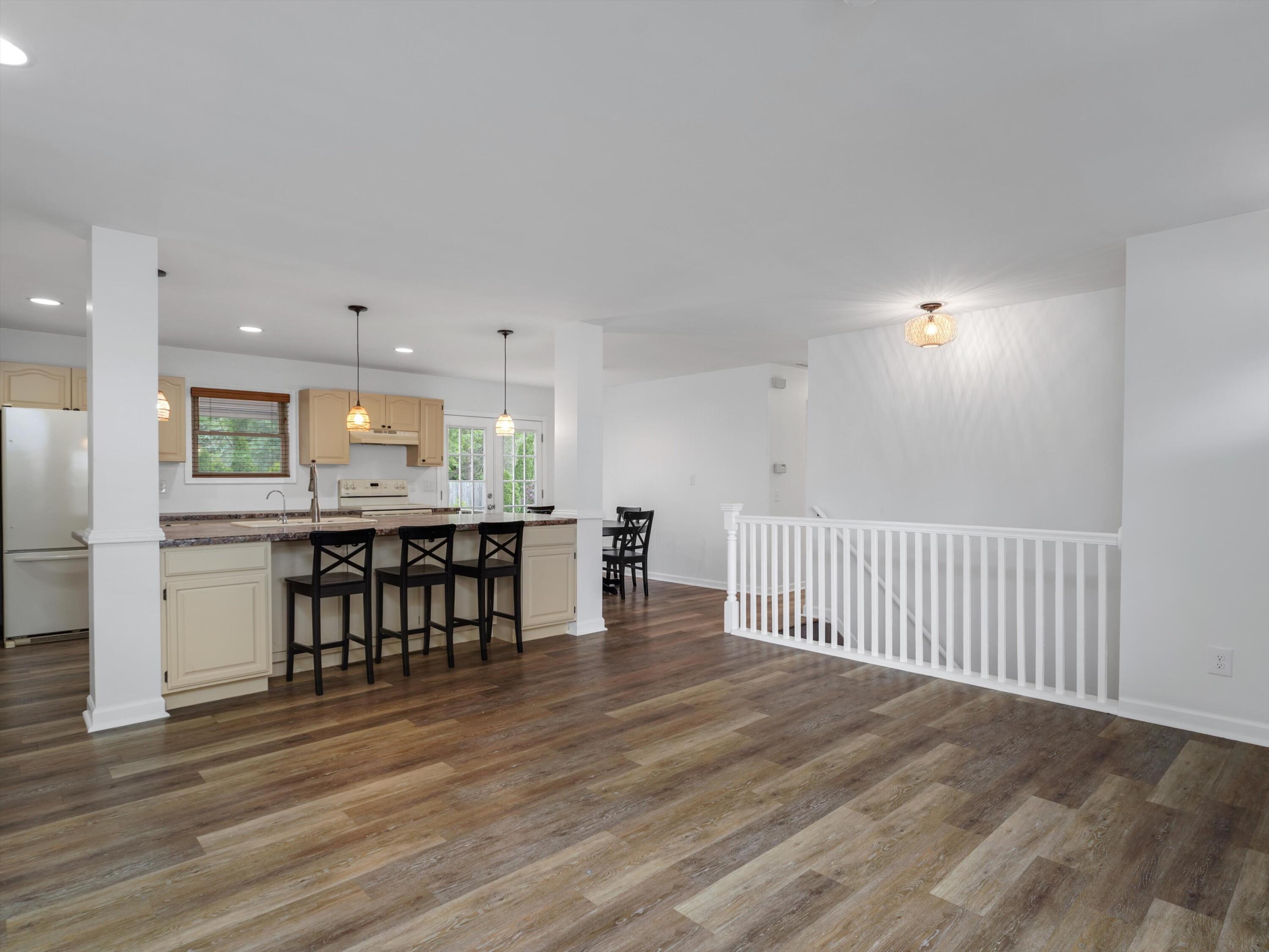 3941 Loch Drive