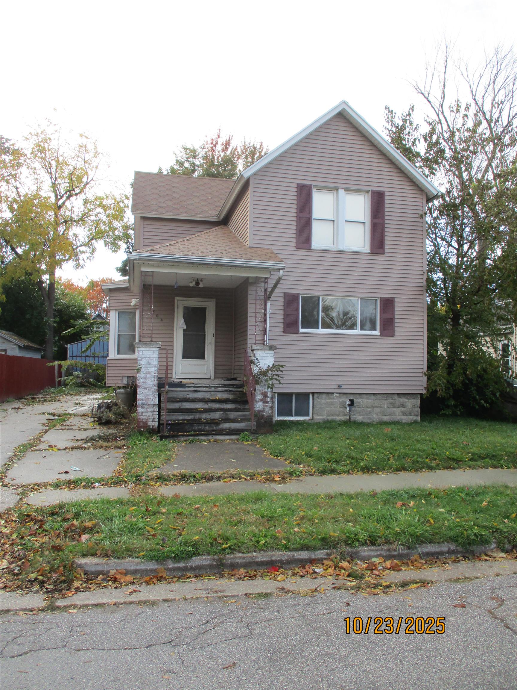 1504 McCormick Street