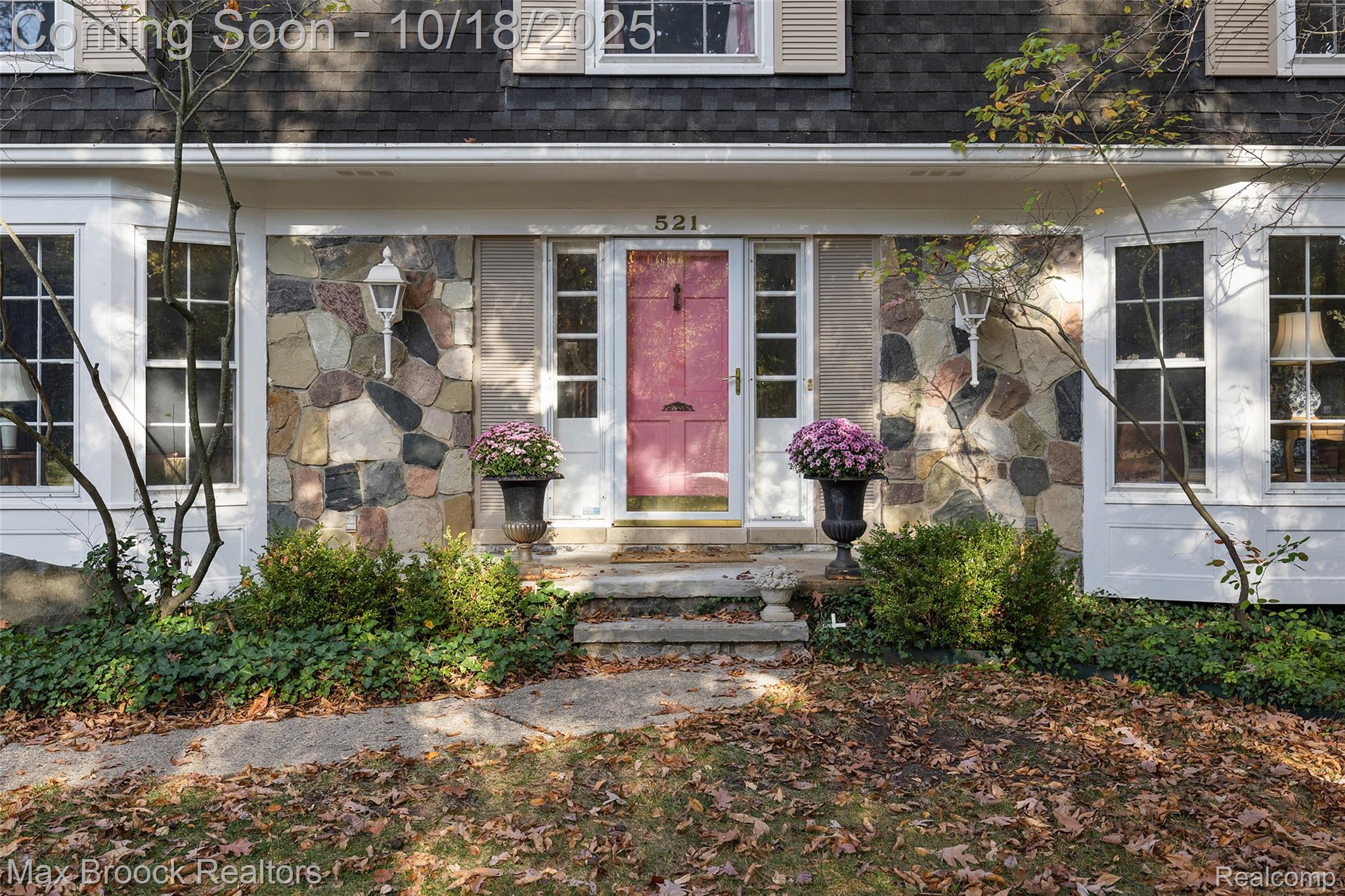 521 Kingsley Trail