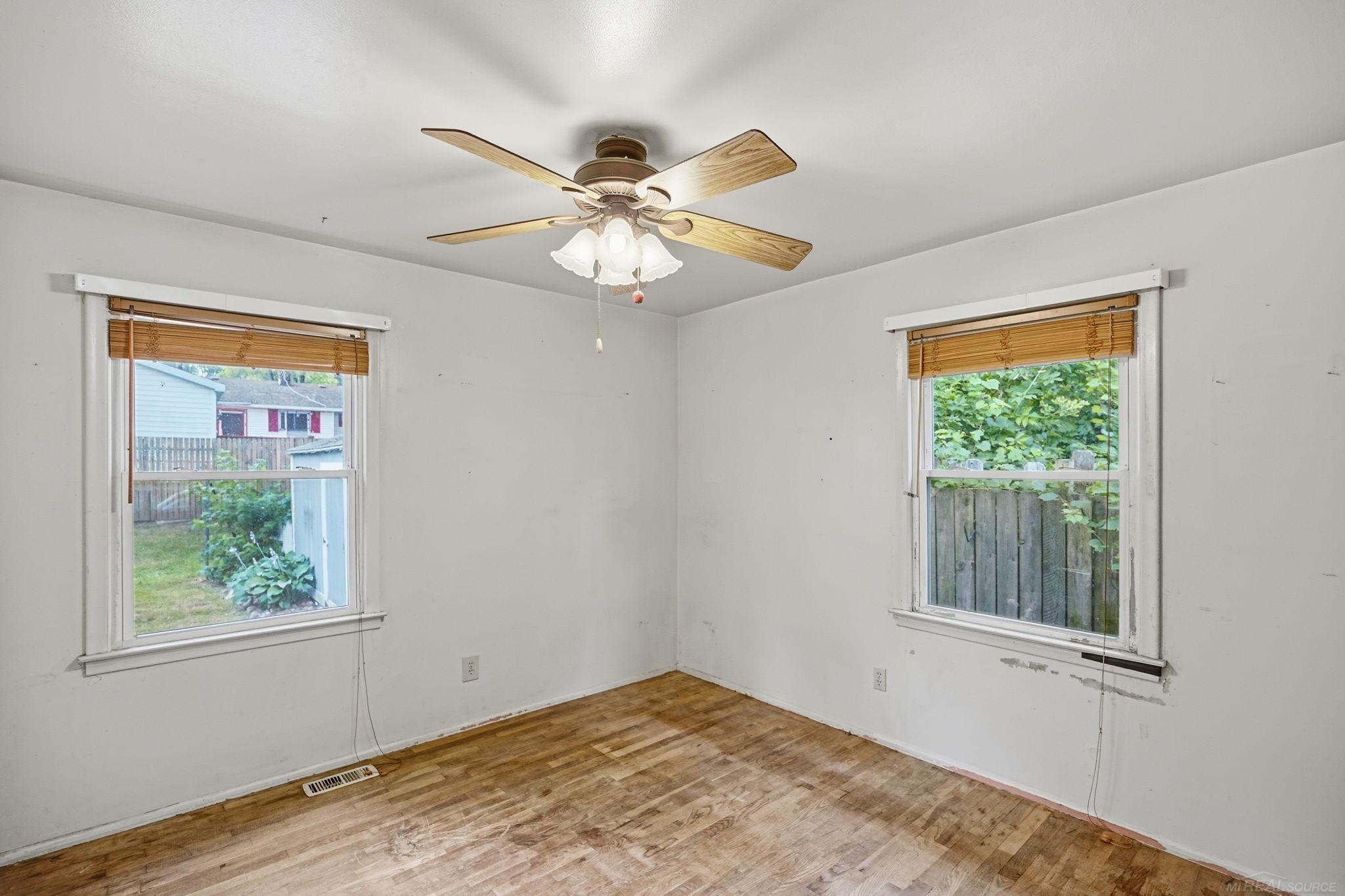 4808 Beta Lane