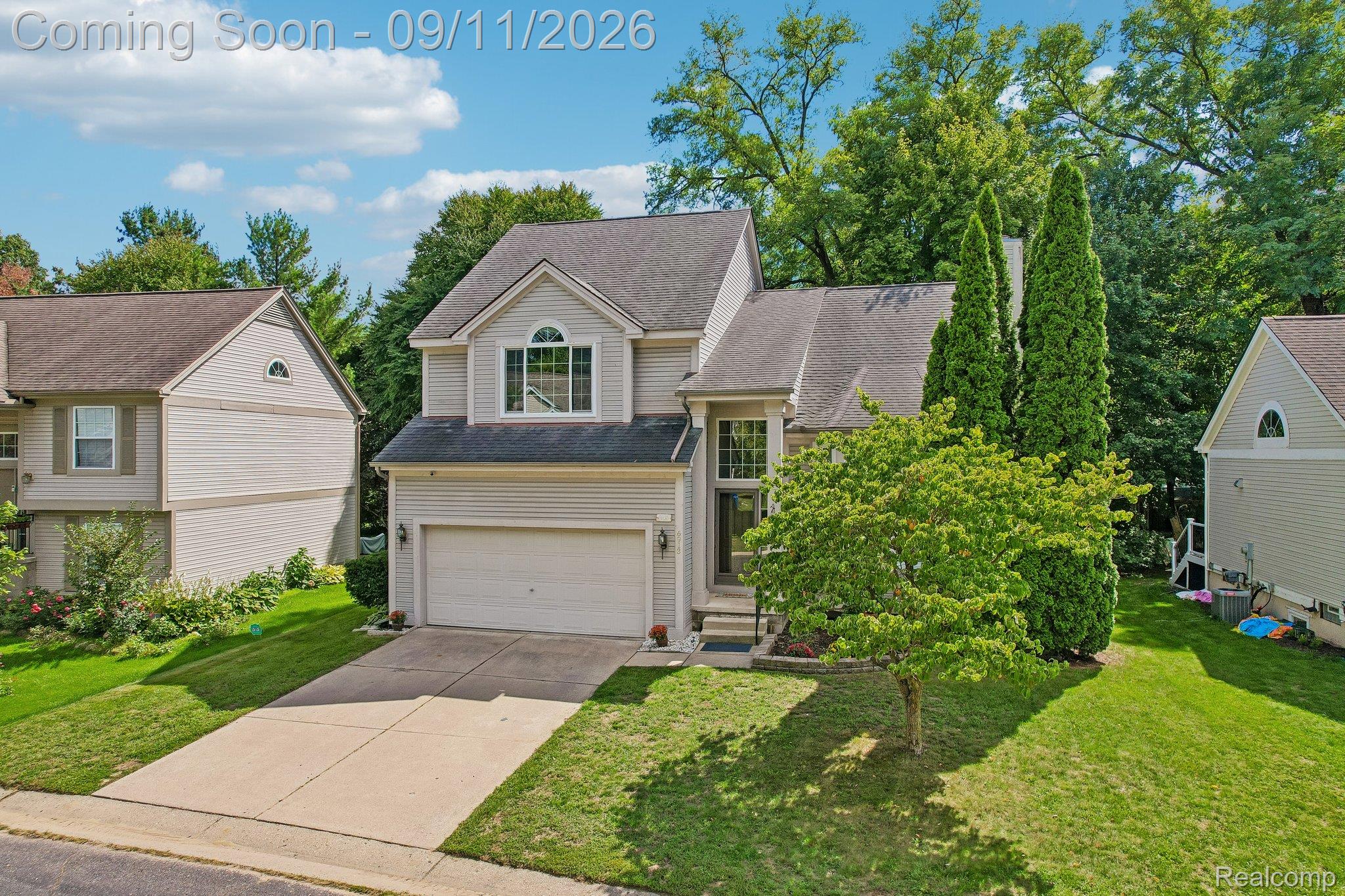 6913 Fox Lane