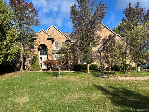 3904 KAELEAF Road Orion Charter Township MI 48360