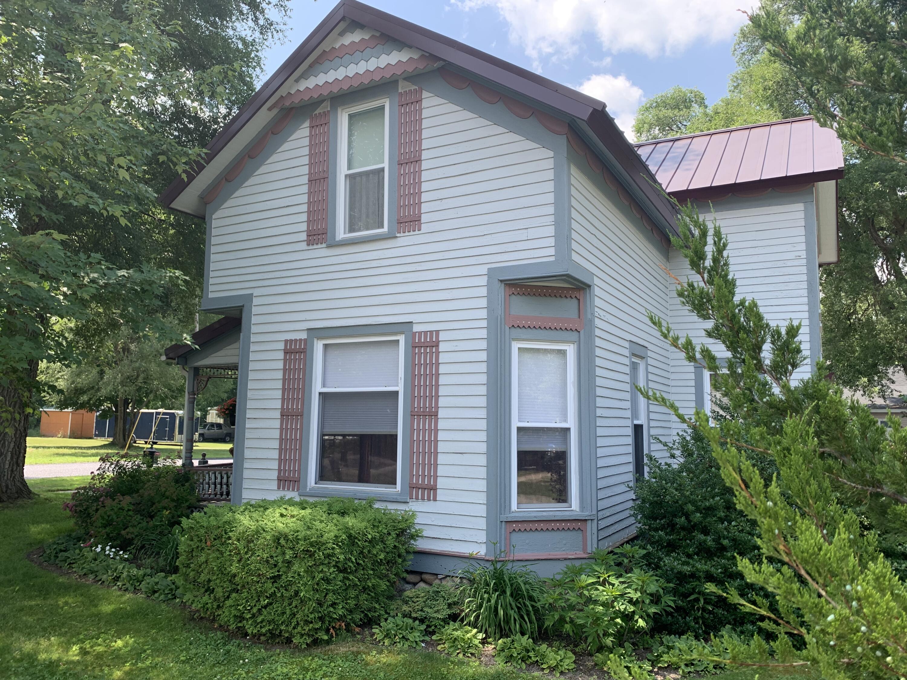 312 S Brownson Avenue