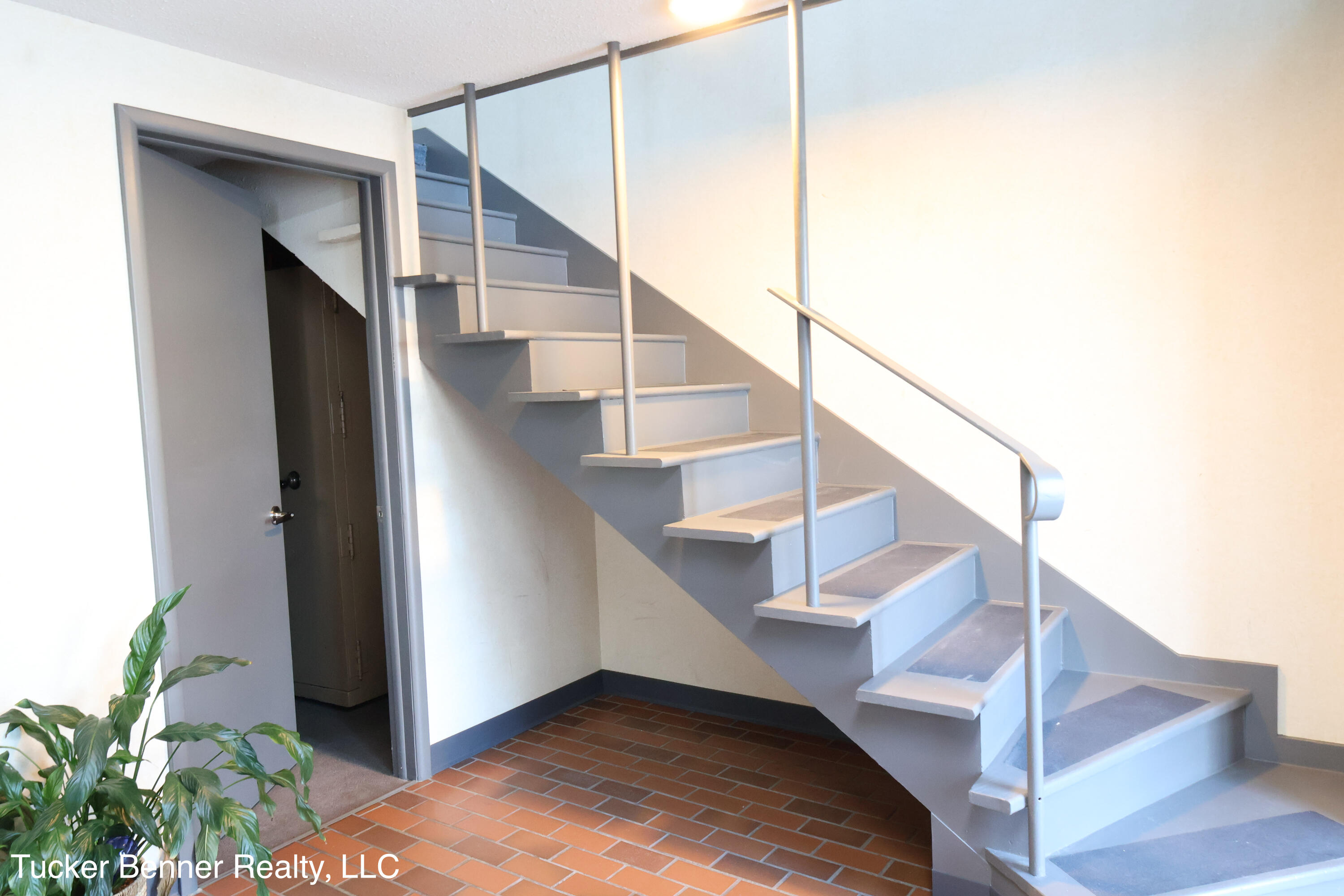 1461 Evanston Avenue