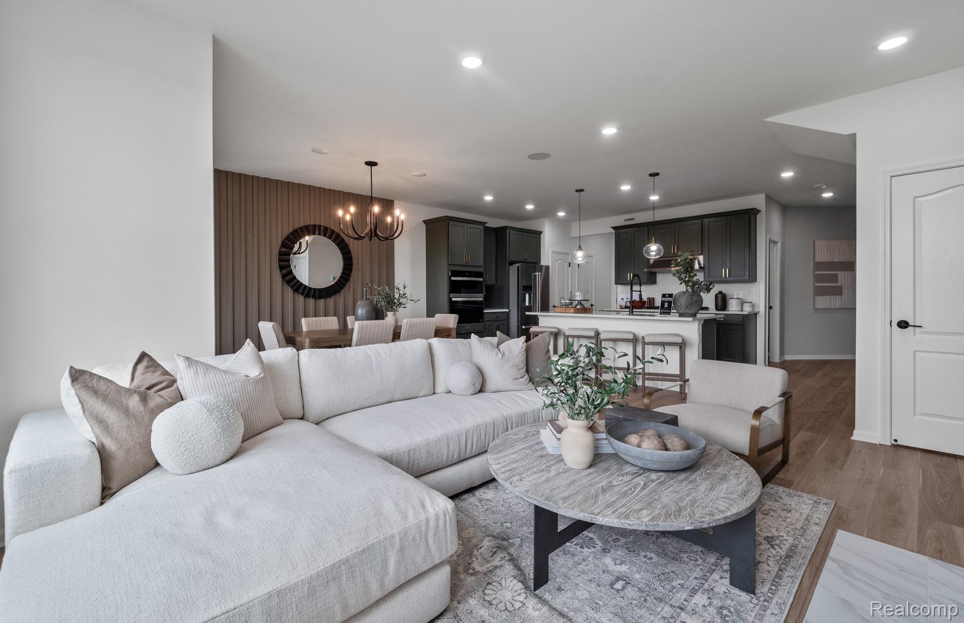5556 E Spaniel Drive