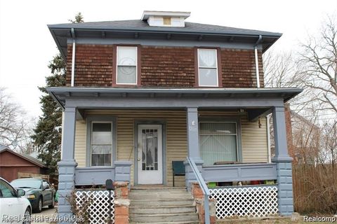 1207 Lapeer Avenue Port Huron City MI 48060