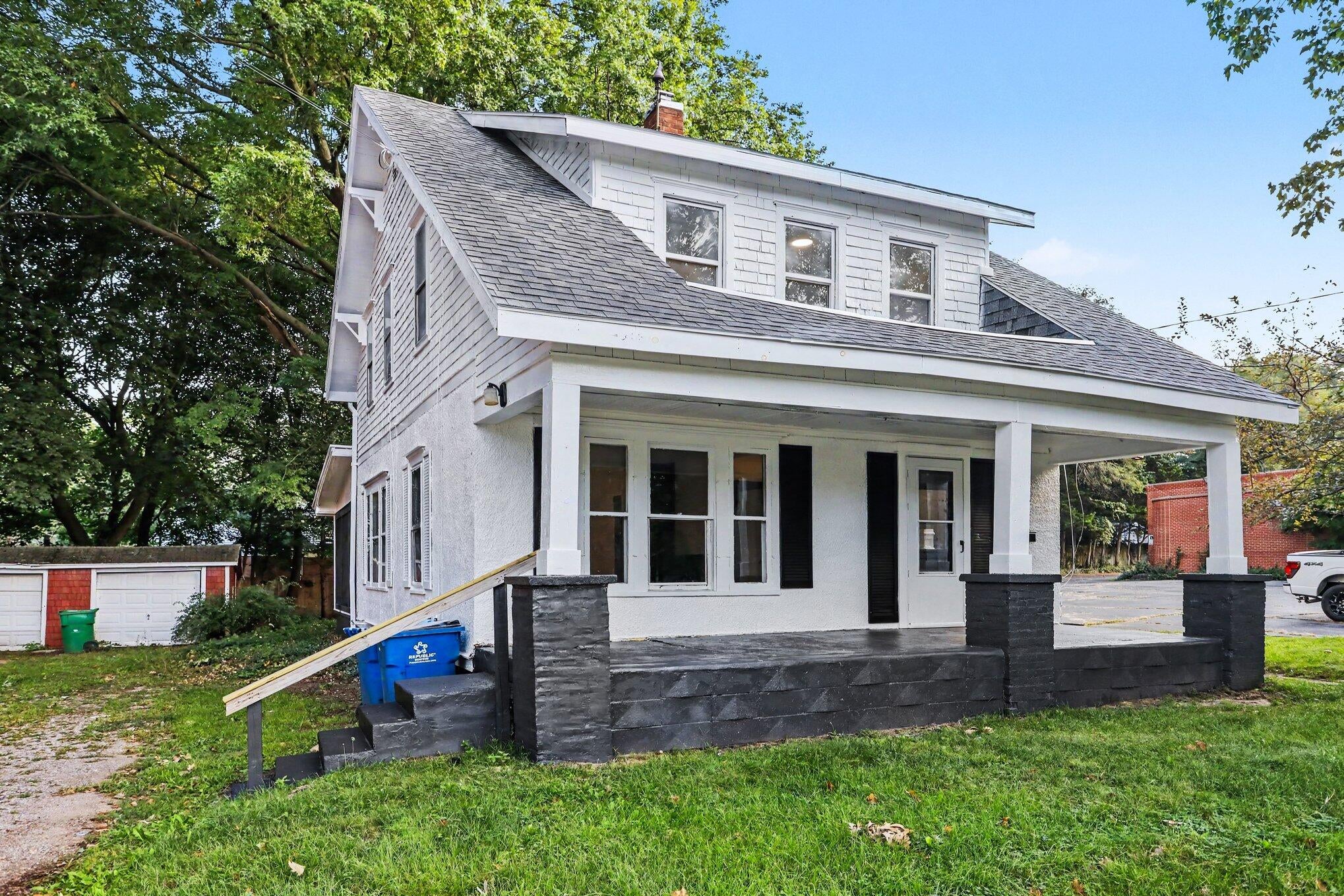 261 E Emmett Street