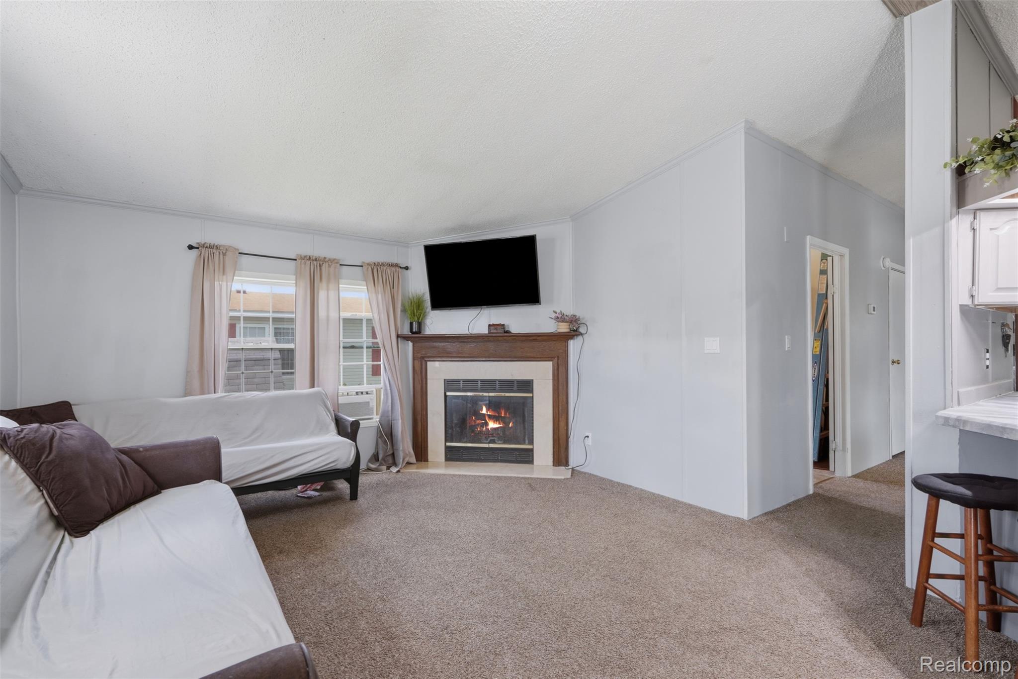 28725 Parkview