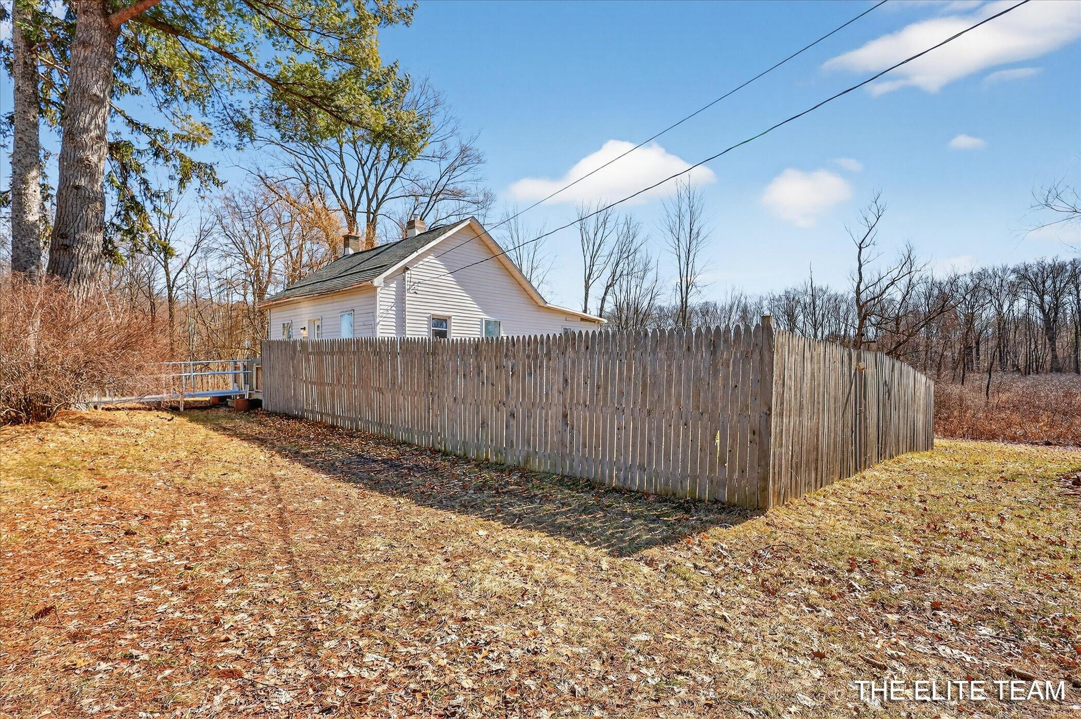 343 W Long Lake Road