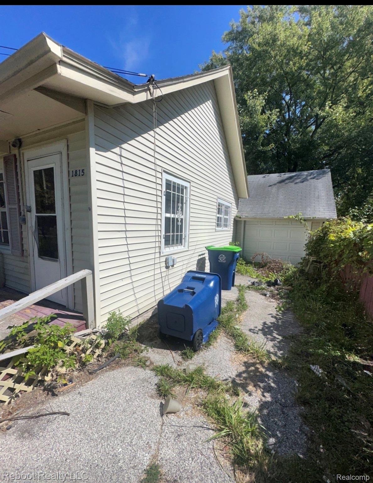 1815 Mack Road