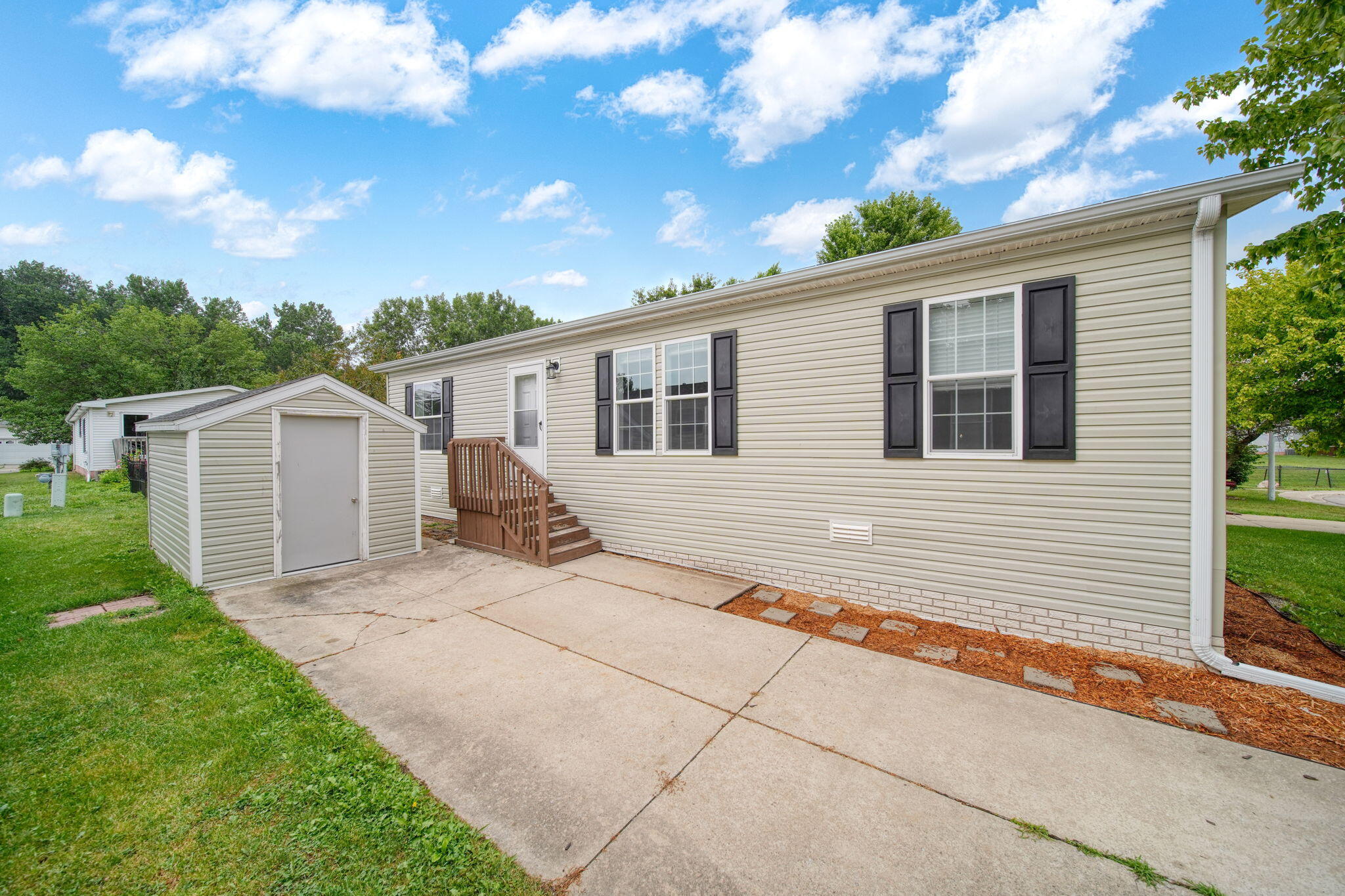520 Missouri River Court