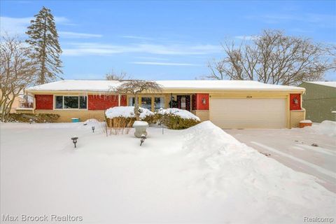 2624 Penna Drive West Bloomfield Charter Township MI 48324