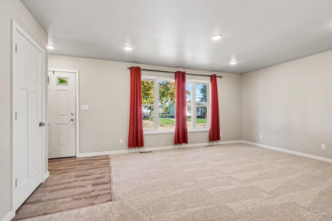 Tiny photo for 214 Kirby Street, Bay City, MI 48706 (MLS # 61050225451)