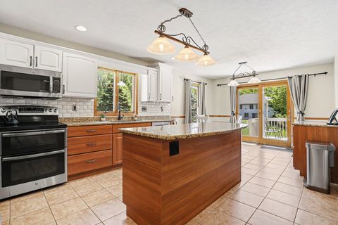 Tiny photo for 174 Hickory Hills, Marshall Township, MI 49068 (MLS # 66026025880)