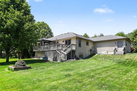 Tiny photo for 174 Hickory Hills, Marshall Township, MI 49068 (MLS # 66026025880)
