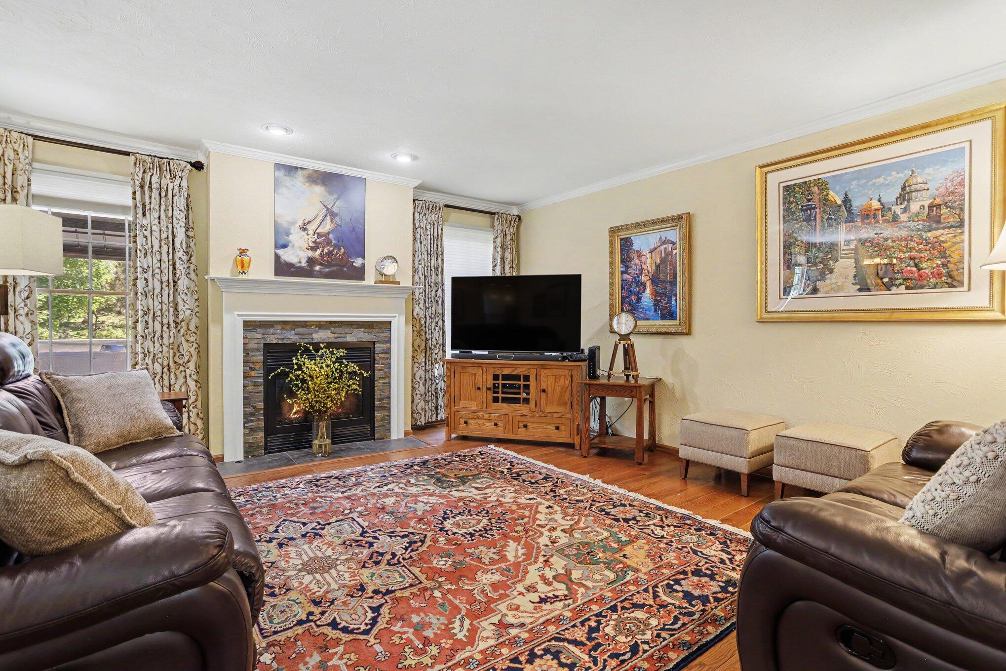 174 Hickory Hills