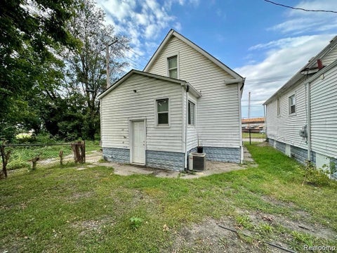 Tiny photo for 334 Cavalry Street, Detroit City, MI 48209 (MLS # 20261083264)