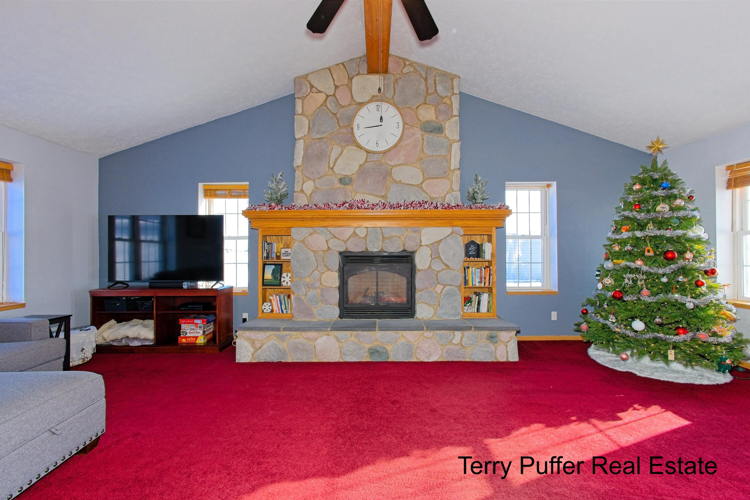 1497 W Grand River Avenue