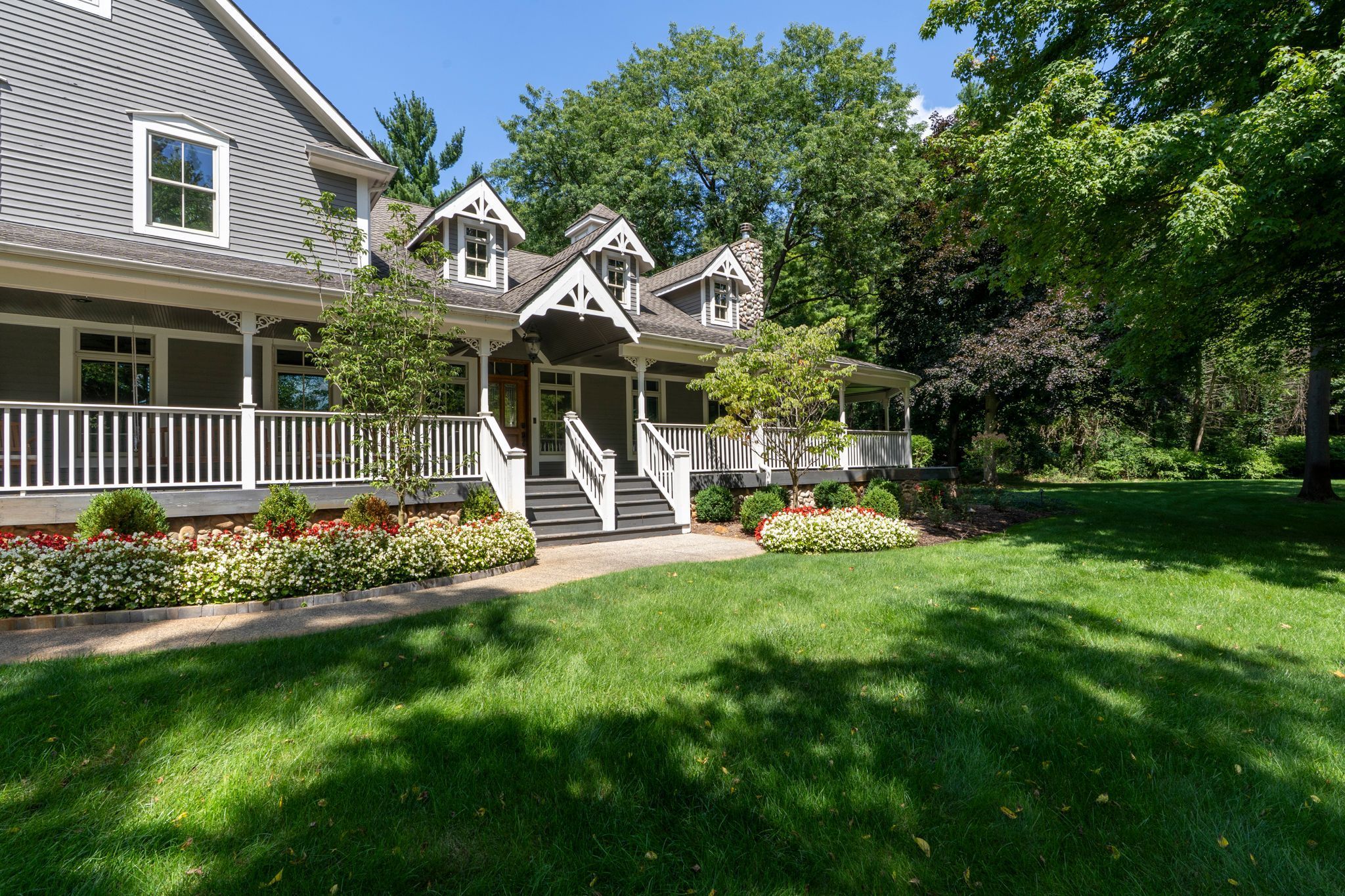 46900 Stratford Court