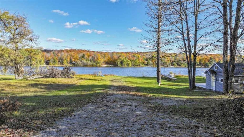 5746 Six Mile Lake Road