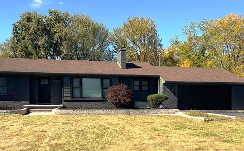 5681 Houghten Drive Troy City MI 48098