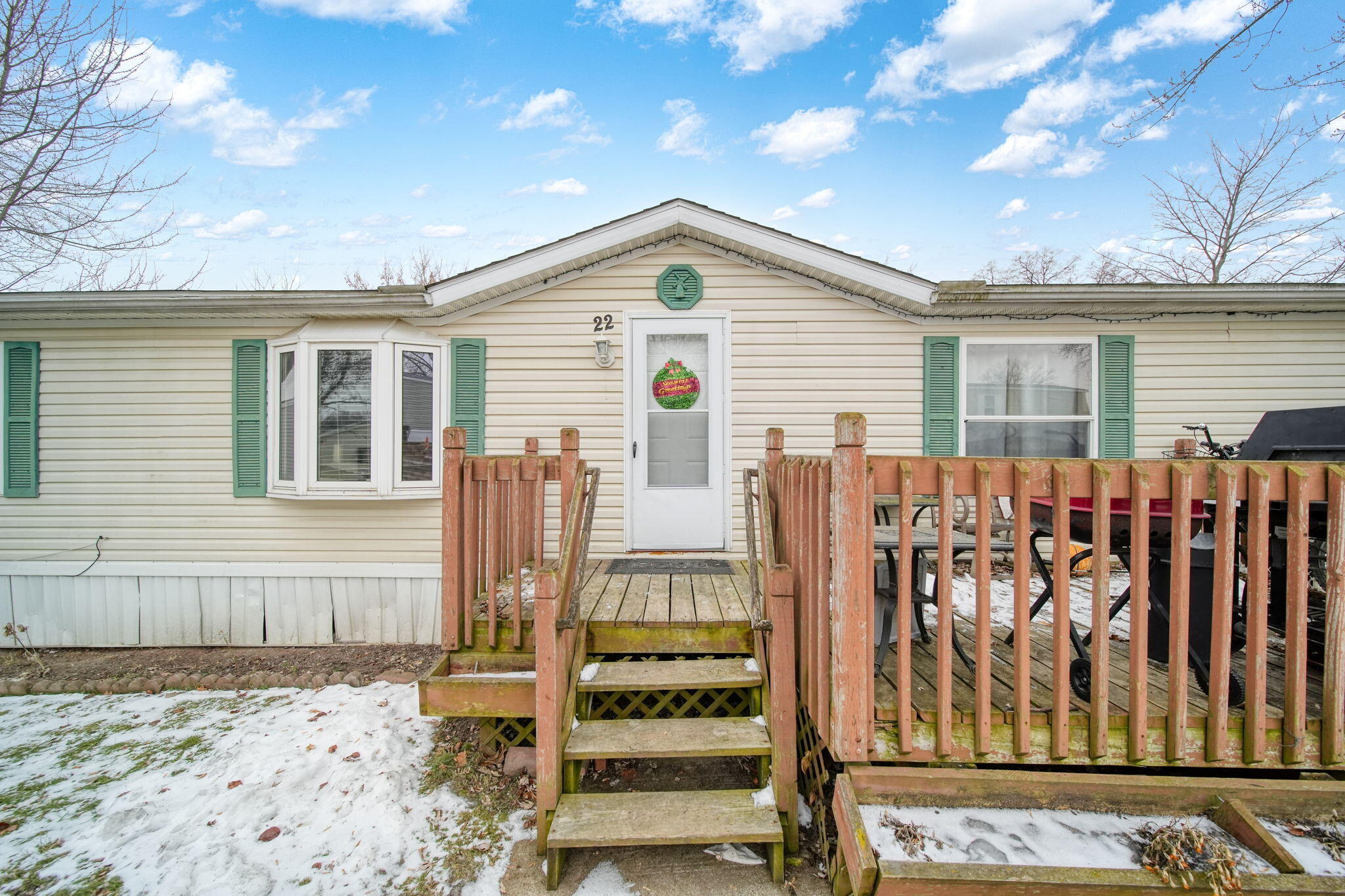 2735 S Wagner Road 22