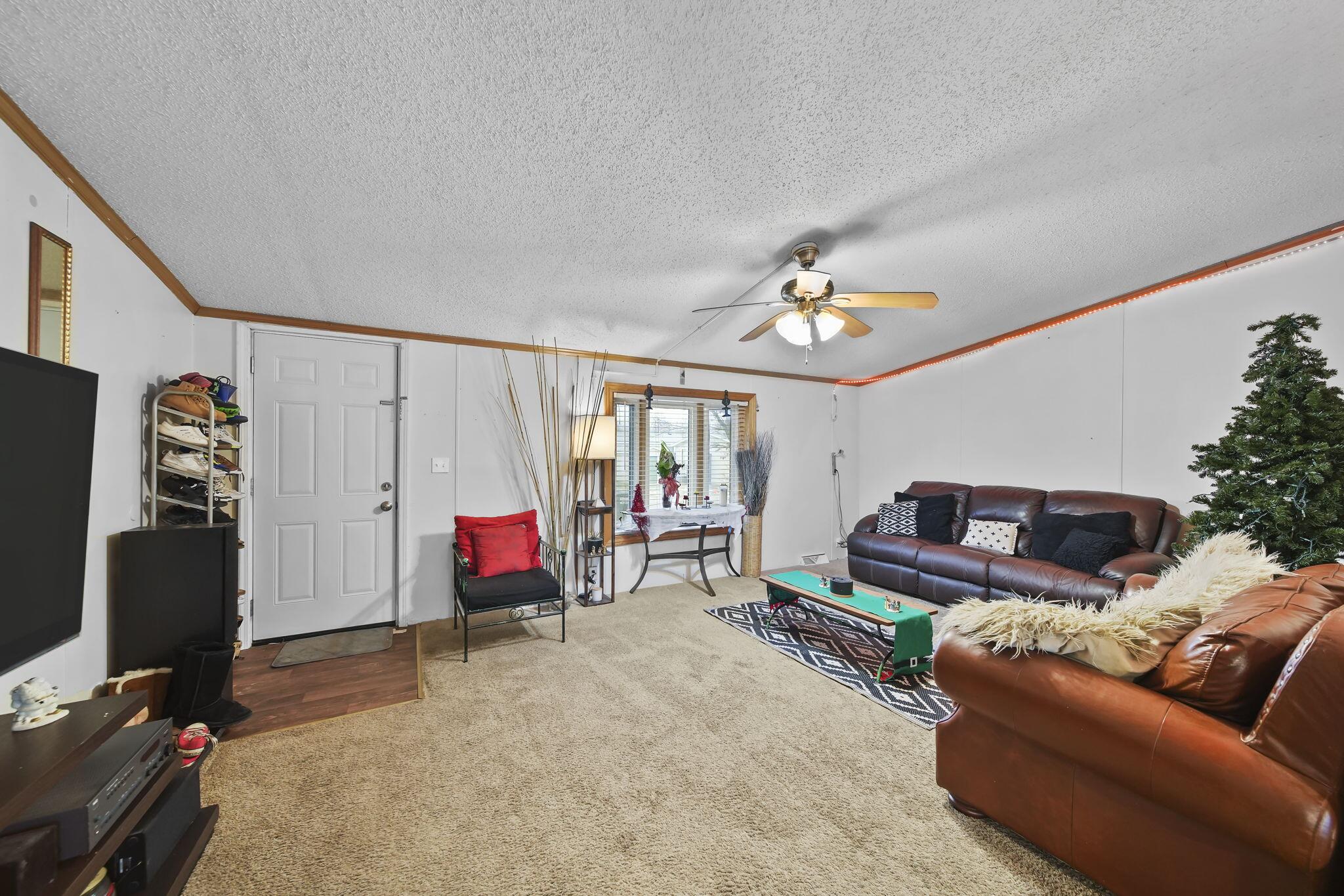 2735 S Wagner Road 22