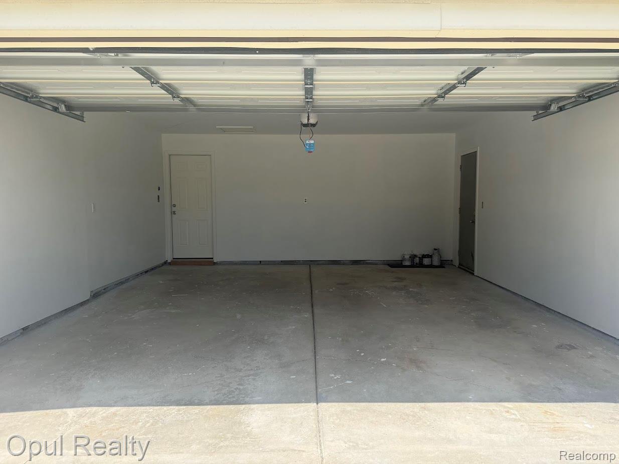 44250 Candlewood Drive