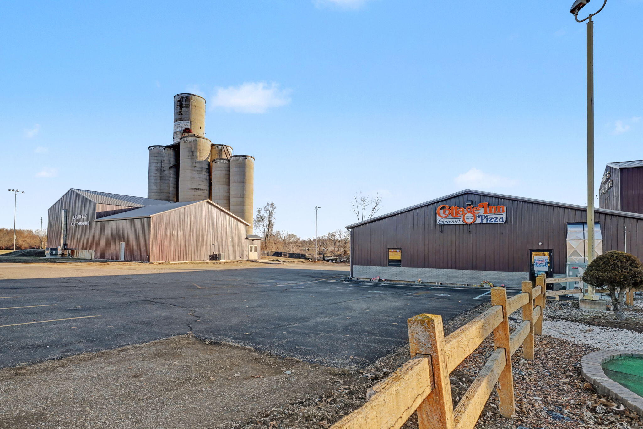 3883 W Carleton Road