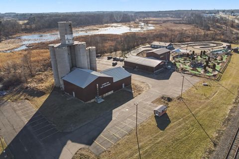 3883 W Carleton Road Hillsdale City MI 49242