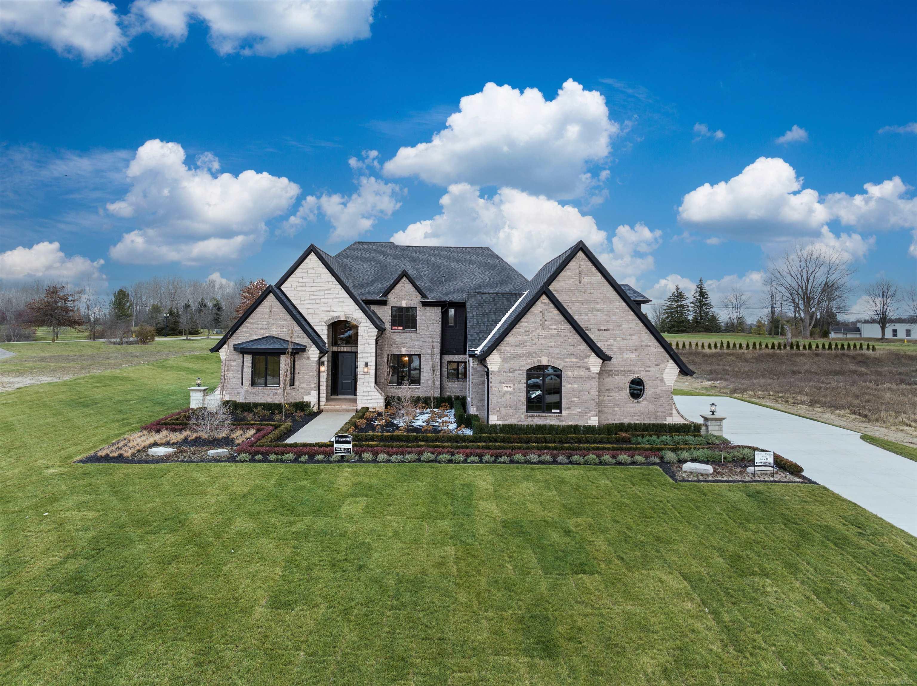 67770 Overlook Trail Drive