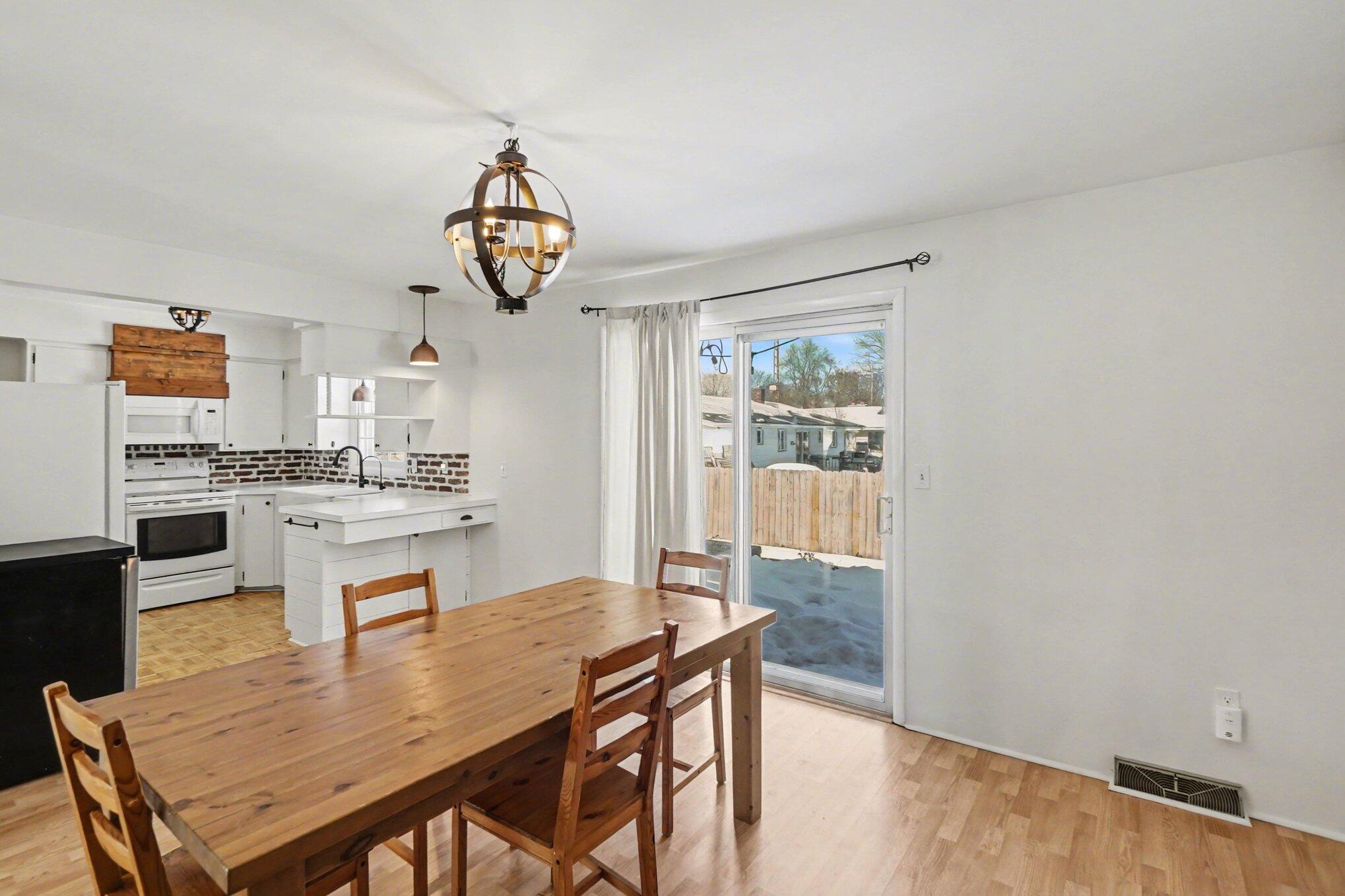 531 E Seminole Drive