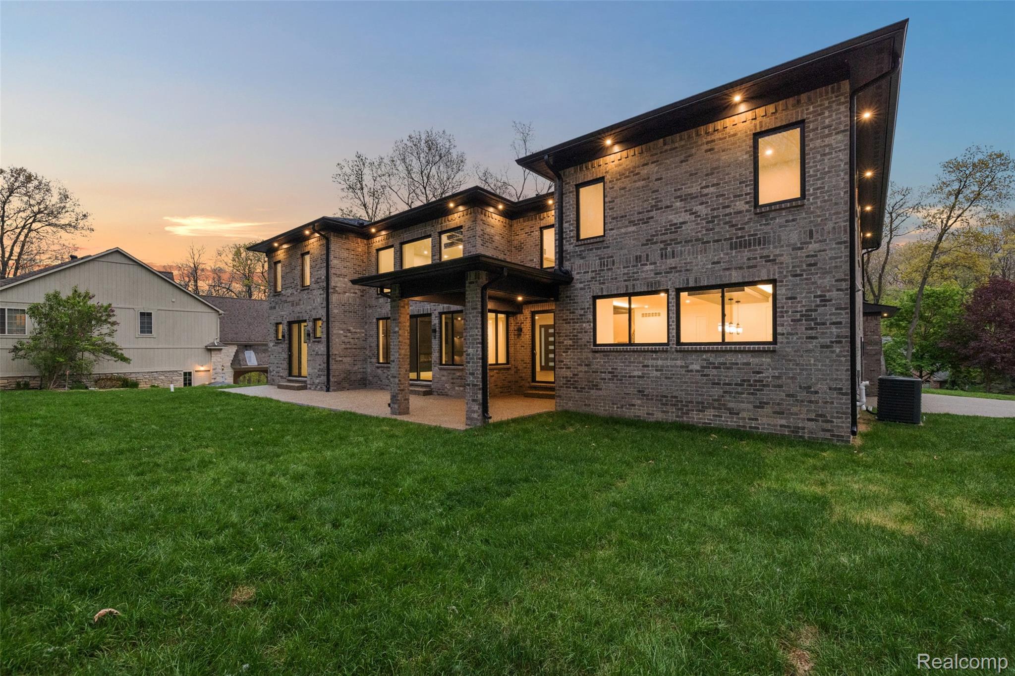 6675 College Park Drive