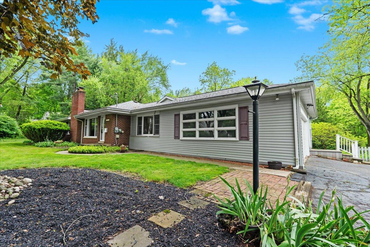 46351 W Main Street