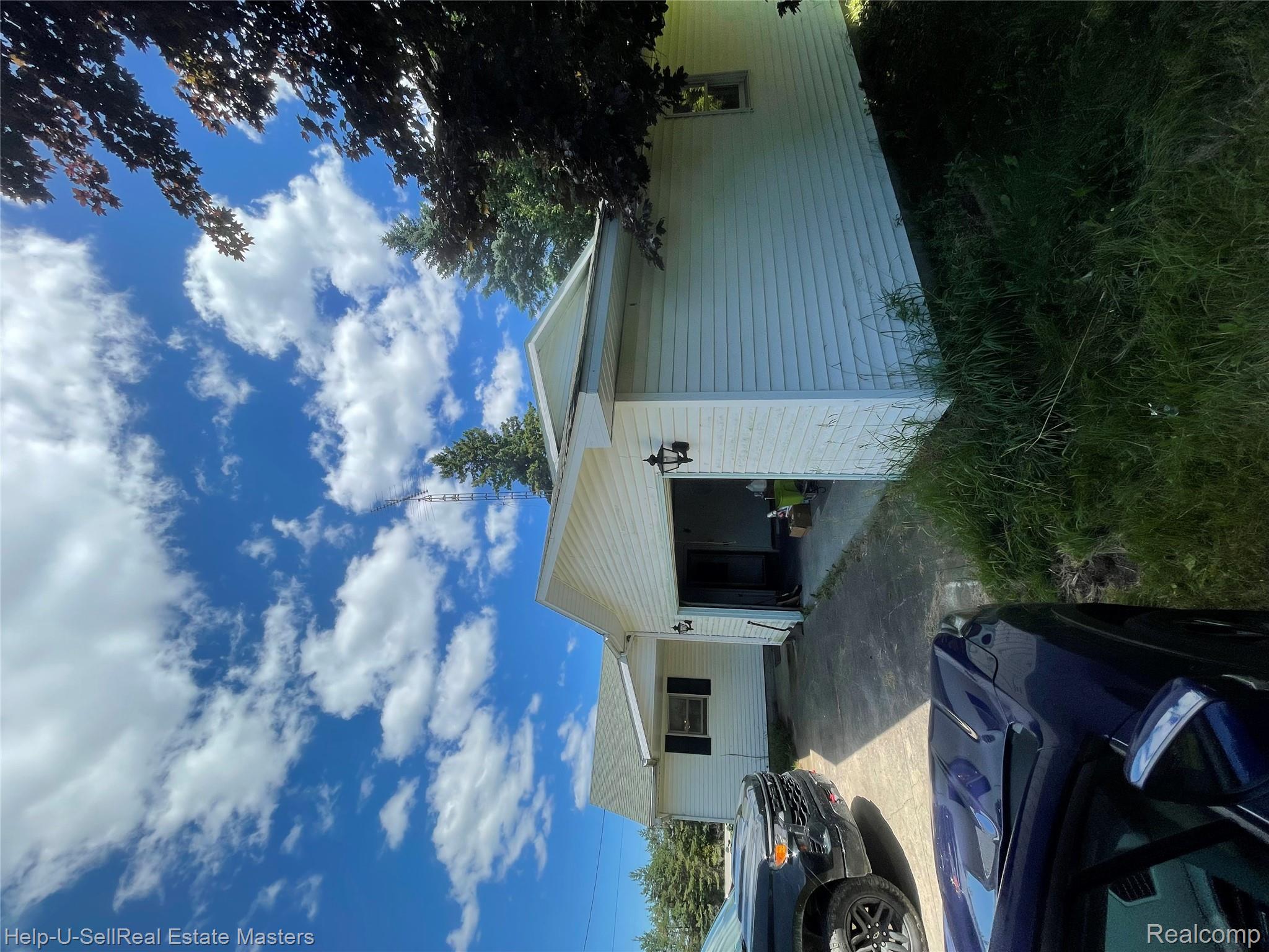 14452 Spruce Road