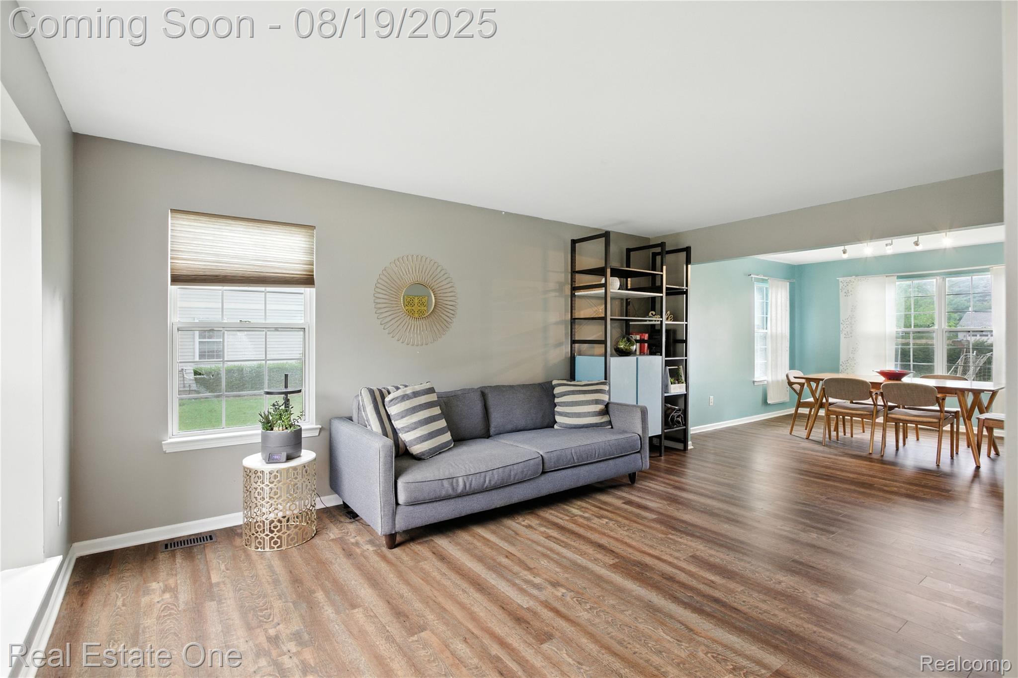 7335 Willow Oak Drive