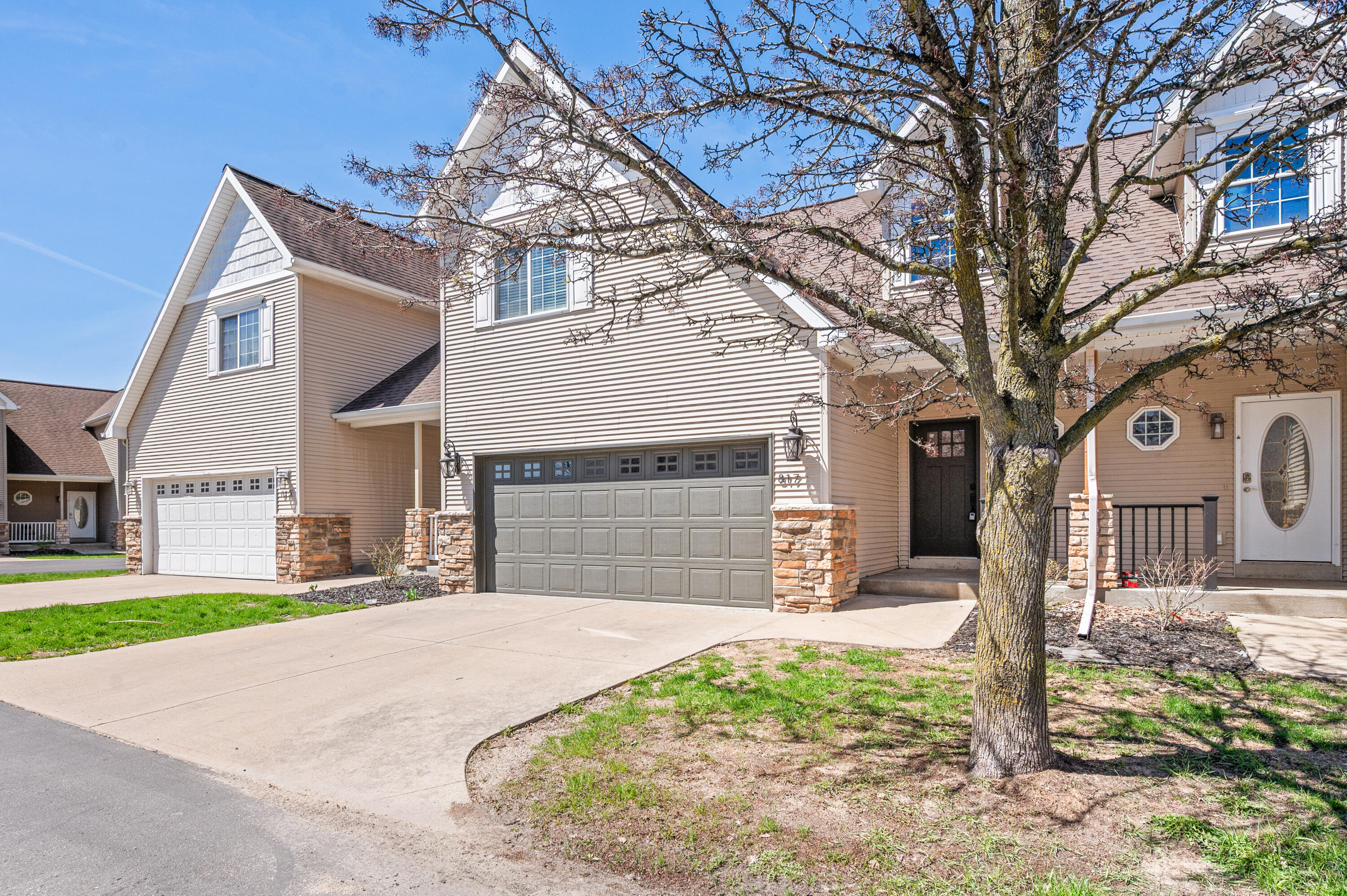 817 Tioga Park Drive