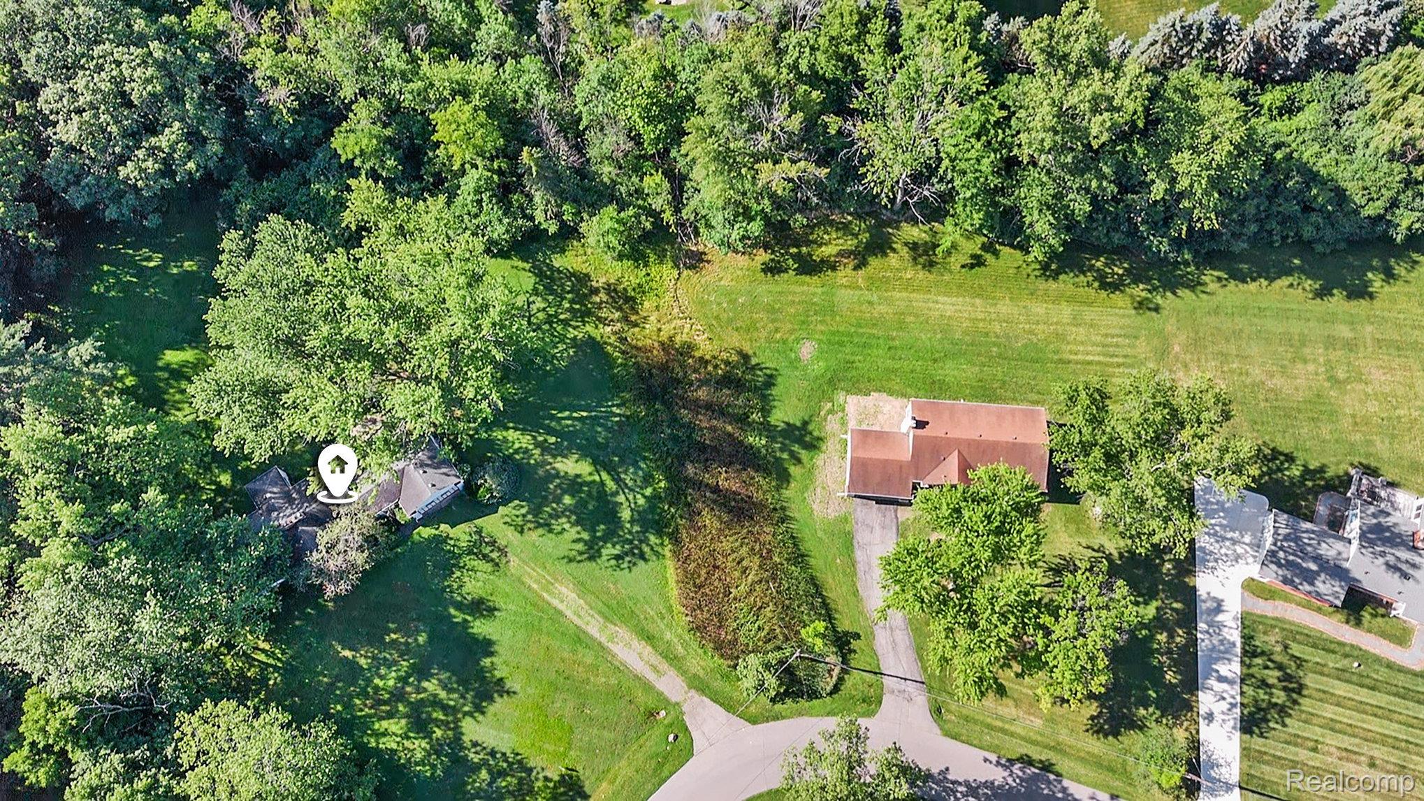 30486 S Greenbriar Road