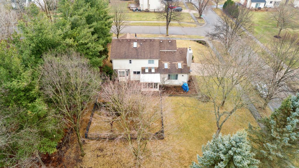listing image 42