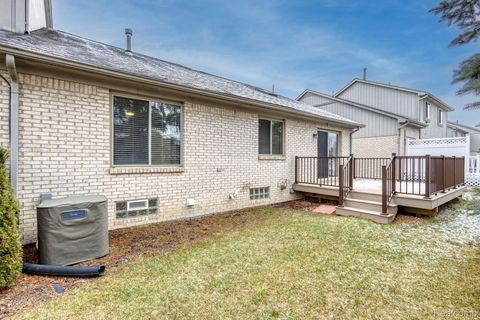 Tiny photo for 46436 Imperial Lane, Macomb Township, MI 48044 (MLS # 20261002569)