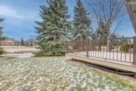 Tiny photo for 46436 Imperial Lane, Macomb Township, MI 48044 (MLS # 20261002569)
