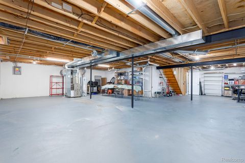 Tiny photo for 46436 Imperial Lane, Macomb Township, MI 48044 (MLS # 20261002569)