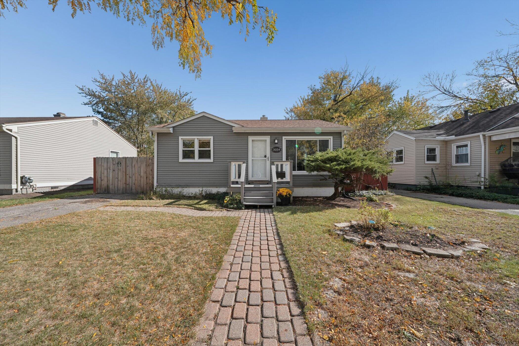 3034 Paxton Street