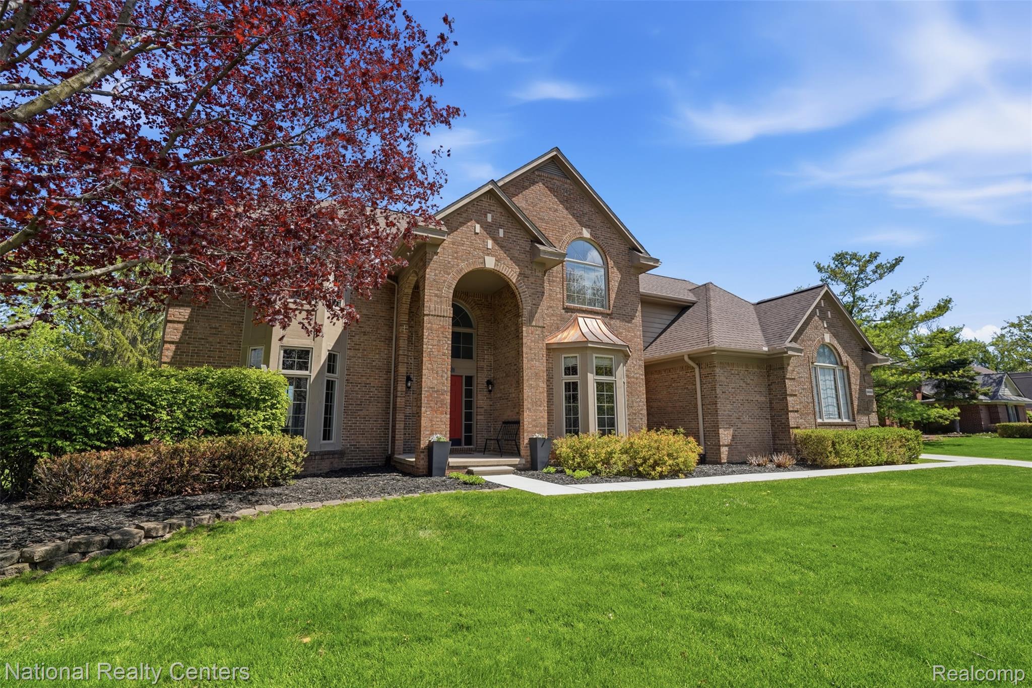 24282 Lynwood Drive