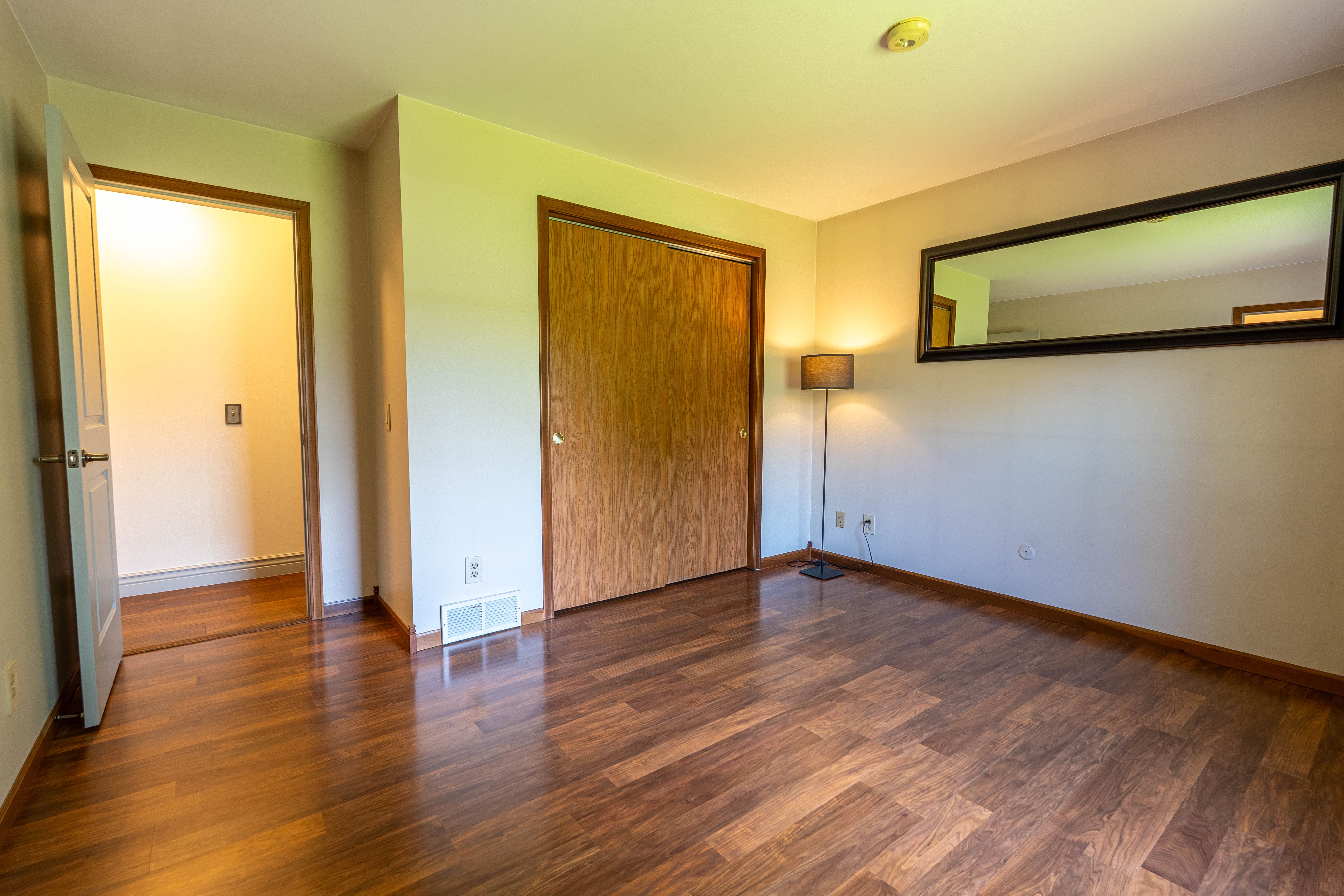 Frenchtown Township Monroe, Michigan 48162, United States, 3 Bedrooms Bedrooms, ,2 BathroomsBathrooms,Residential,Pending,127773