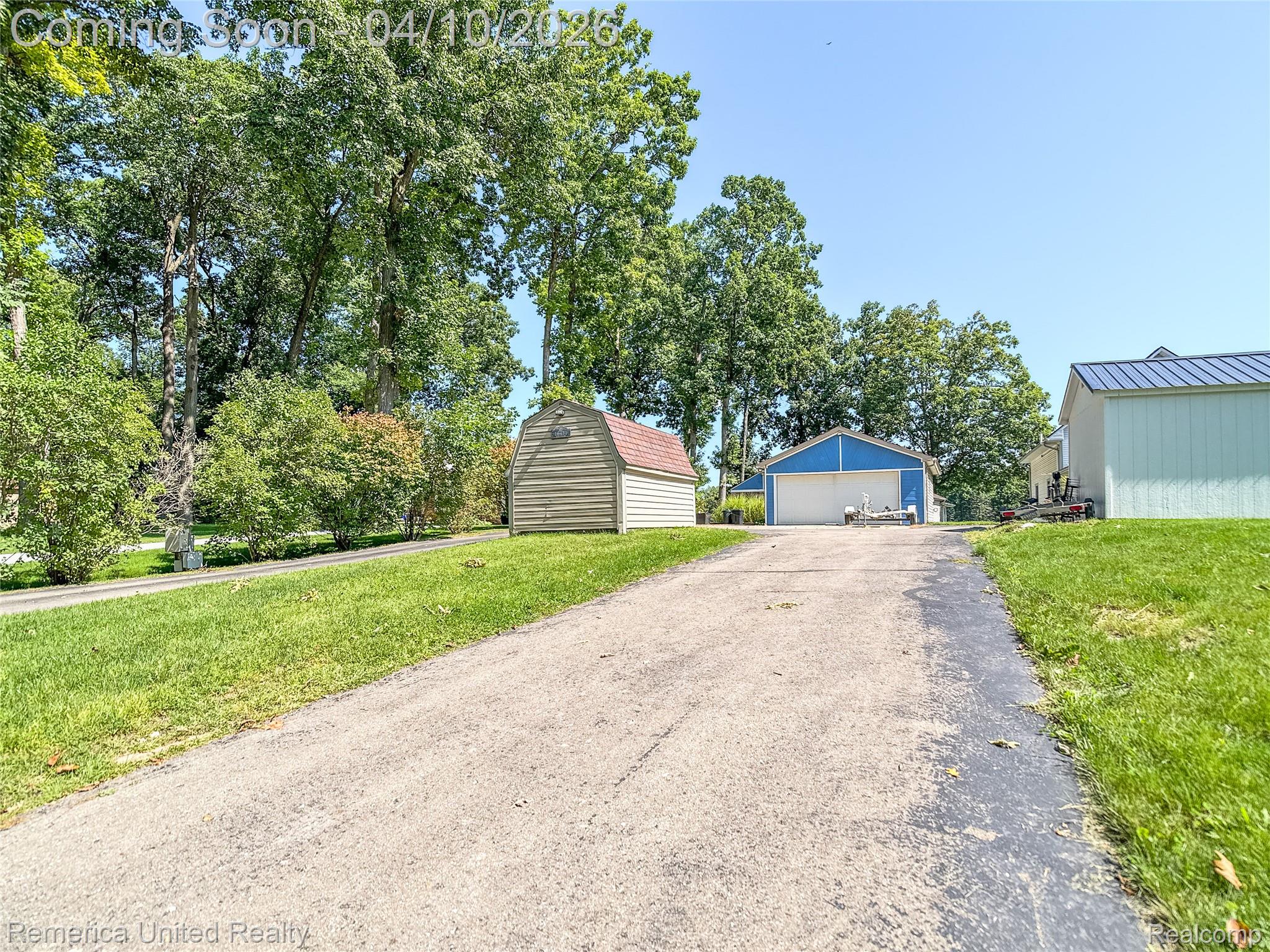 16431 Oak Hill Drive