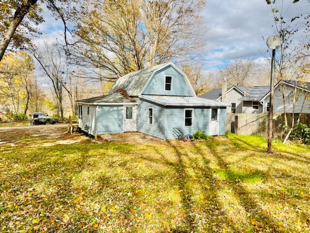 21 Thornapple Lake Road