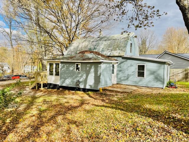 21 Thornapple Lake Road